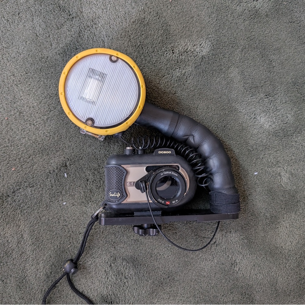 Sealife Underwater Camera with Accessories and soft carry Bag